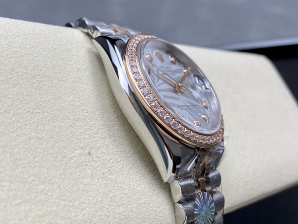 激安ロレックス内部構造